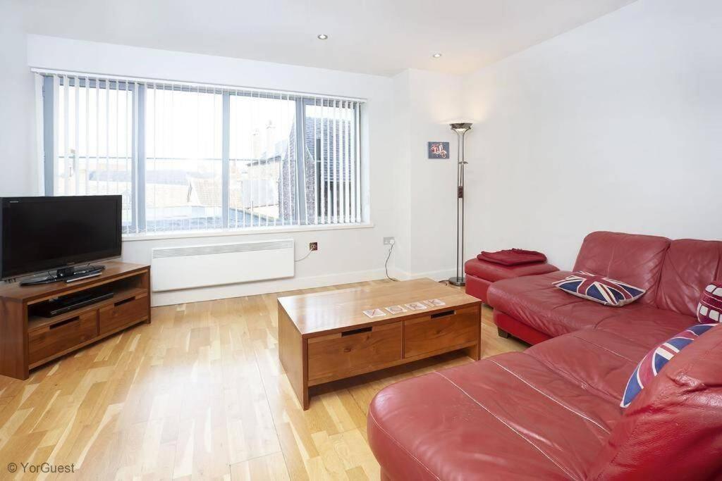 Apartment 12 Popeshead Court York Exteriör bild